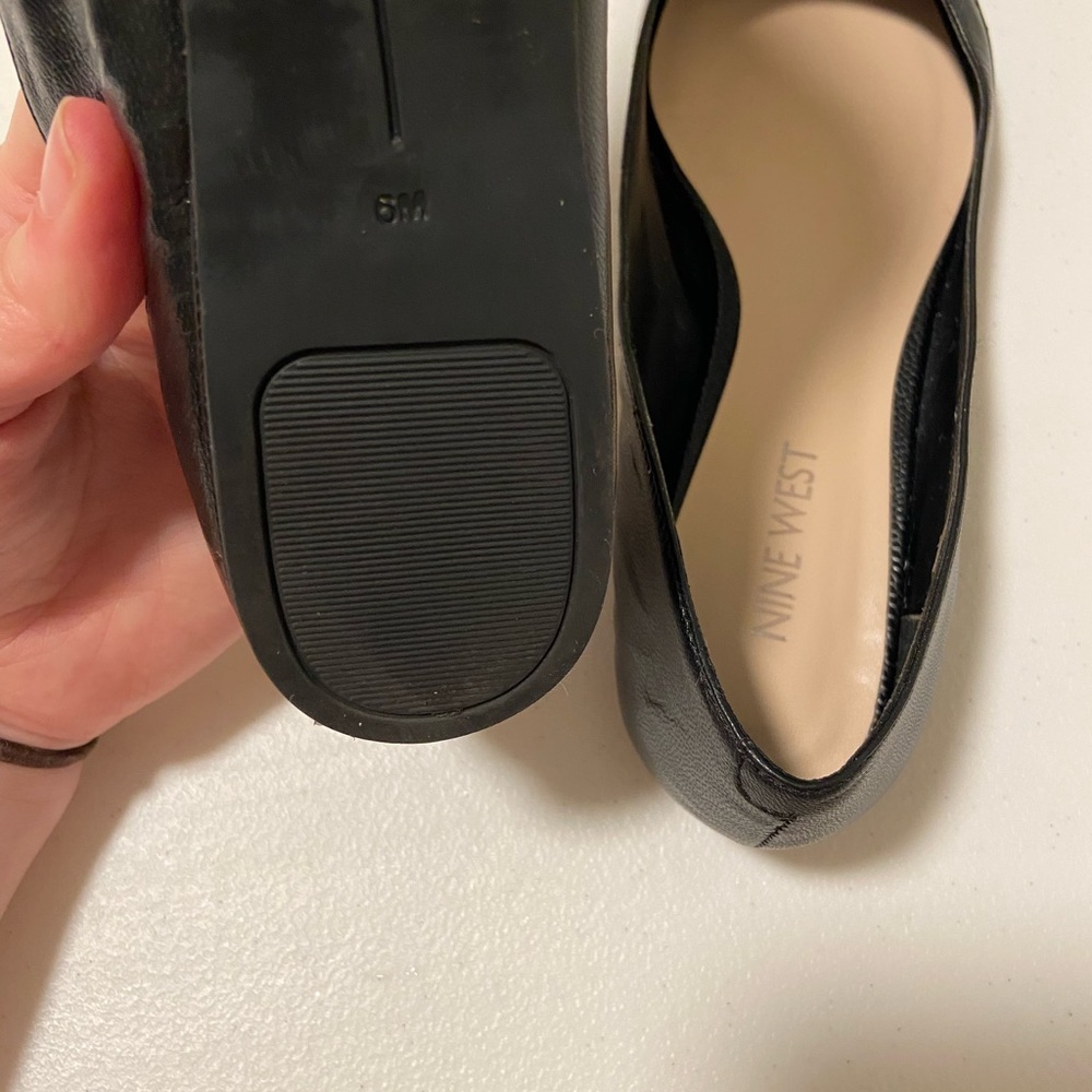 NWOT | Nine West black‎ pointed flats — size 6 - Picture 4 of 7
